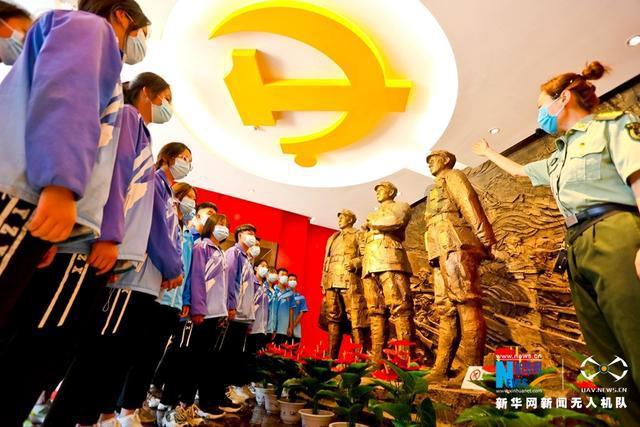 学生发生事故班主任要承担吗？游戏画面
